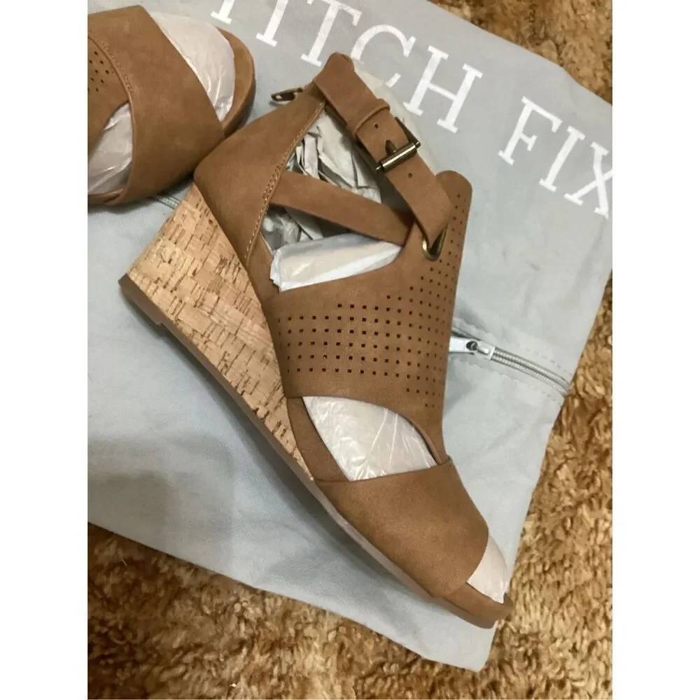 NWT Market & Spruce Ryann Peep Toe Leather Wedges 6.5
